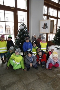 Výstava vánočních stromků ZŠ a MŠ